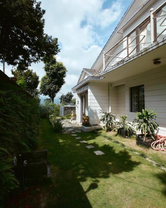 Ghost Villa Pokhara With Mountain View 20Mins From Main Area Ranipauwa Luaran gambar
